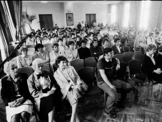 THM-BJ-06756 - Szekszárdi Állami Gazdaság vállalati értekezlete 1980-as években 