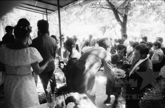 THM-BJ-06906 -  Falusi esküvő Mórágyon az 1980-as években