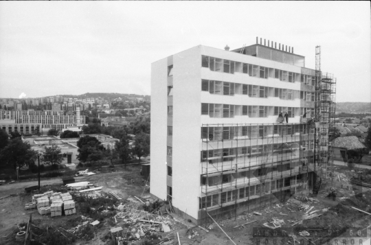 THM-BJ-06930 - Szekszárdi főiskola kollégiumának építése az 1980-as években 