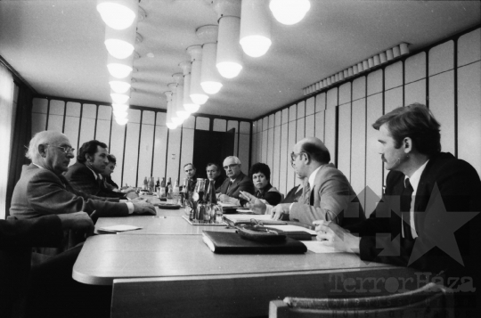 THM-BJ-06961 -  MSZMP-Hazafias Népfront értekezlet Szekszárdon az 1980-as években 