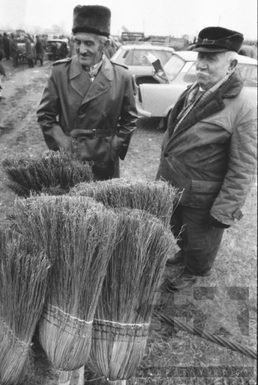 THM-BJ-07180 - Nagyvásár Szekszárdon az 1970-es években