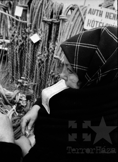 THM-BJ-07181 - Nagyvásár Szekszárdon az 1970-es években