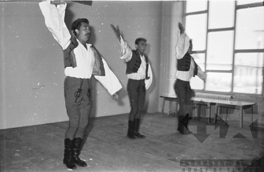 THM-BJ-07276 - Munkásparaszt találkozó szovjet vendégekkel augusztus 20-án Szekszárdon az 1960-as években 