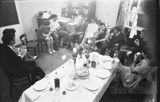 THM-BJ-07290 - Nyomdászok névnapot ünnepelnek Szekszárdon az 1960-as években