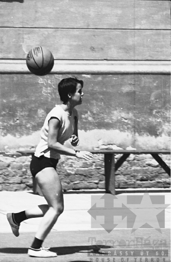 THM-BJ-07407 -  Szekszárdi Garay János Gimnázium edzőtábora az 1960-as években