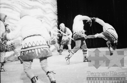 THM-BJ-07617 - Csukcs együttes a szekszárdi művelődési házban az 1970-es években