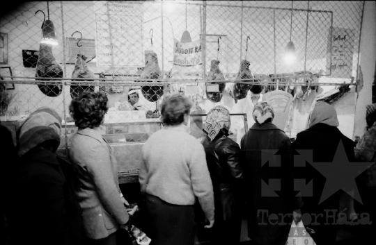 THM-BJ-07816 - Szekszárdi vásárcsarnok az 1980-as években