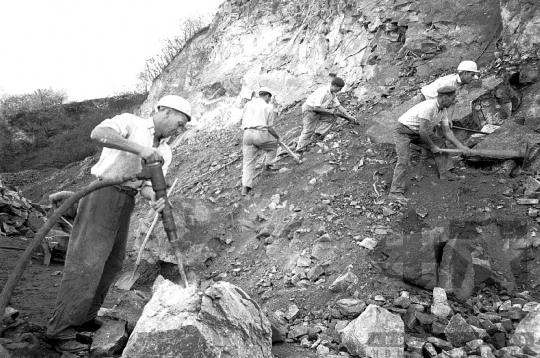 THM-BJ-08043 - Mórágyi kőbánya az 1960-as években