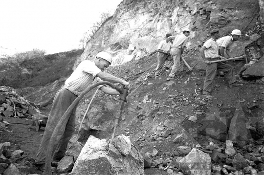THM-BJ-08044 - Mórágyi kőbánya az 1960-as években