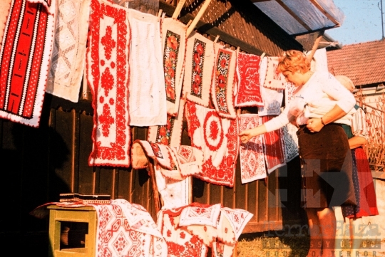 THM-BJ-08099 - Szekszárdi Építőipari Vállalat dolgozói Erdélyben az 1970-es években