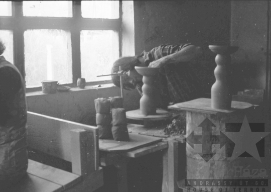 THM-BJ-08144 - Kerámiaüzem Szekszárdon az 1970-es években