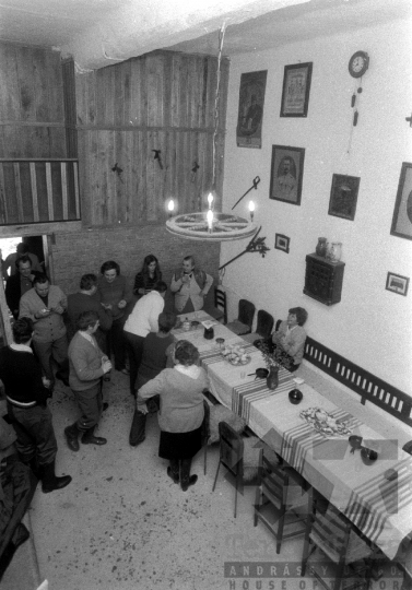 THM-BJ-08181 - Szekszárdi múzeumi kör kirándulása Mórágyon az 1980-as években
