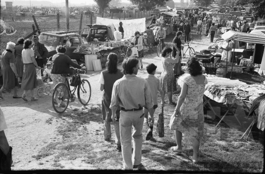 THM-BJ-08604 - Vásár Decsen az 1970-es években