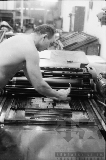 THM-BJ-09231 - Szekszárdi Nyomda az 1980-as években