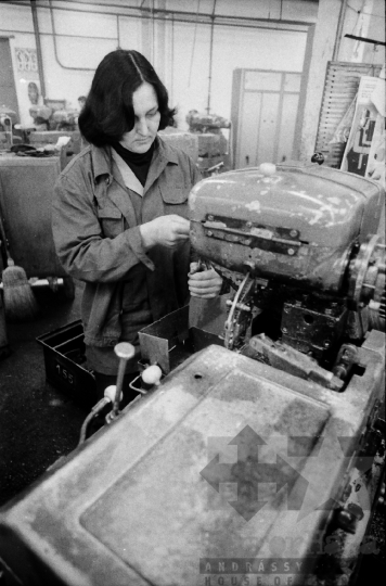 THM-BJ-09511 - Láng Gépgyár dombóvári egysége az 1970-es években