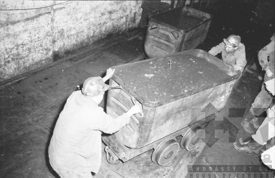 THM-BJ-09833 - Nagymányoki szénbánya az 1960-as években