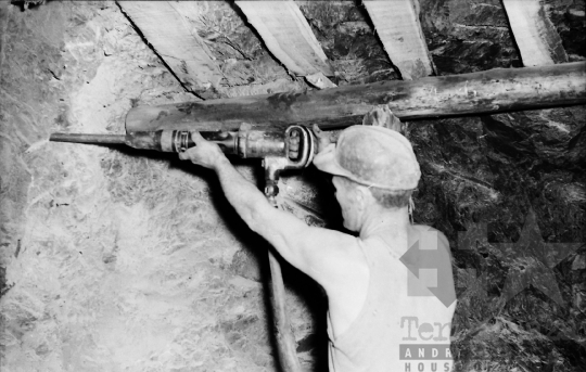 THM-BJ-09840 - Nagymányoki szénbánya az 1960-as években