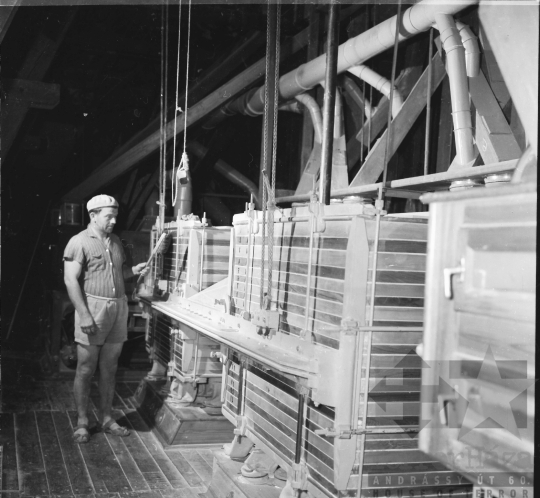 THM-BJ-10046 - Bátaszéki malom az 1960-as években