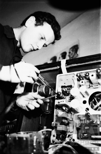 THM-BJ-10078 - Gelka javítóműhelye Szekszárdon az 1960-as években