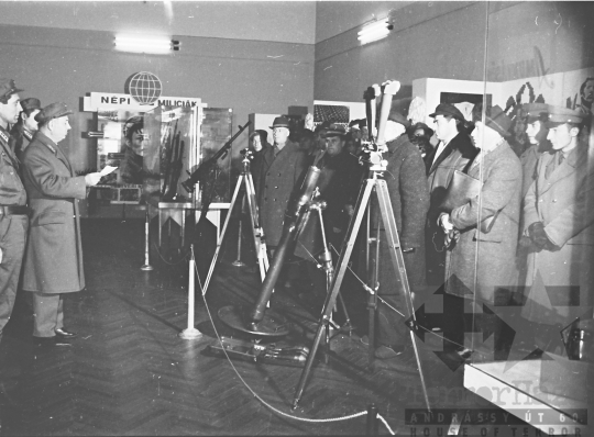 THM-BJ-10219 - Munkásőr kiállítás a szekszárdi múzeumban az 1960-as években