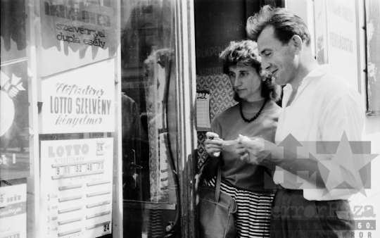 THM-BJ-10721 - Lottózók Dombóváron az 1960-as években