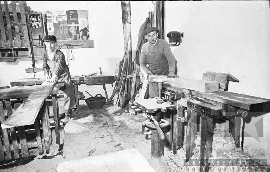 THM-BJ-10743 - Munka a bonyhádi termelőszövetkezetben az 1960-as években