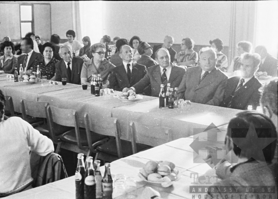THM-BJ-10969 - Tolna megyei Népbolt Vállalat jubileumi összejövetele Szekszárdon 1970-es években
