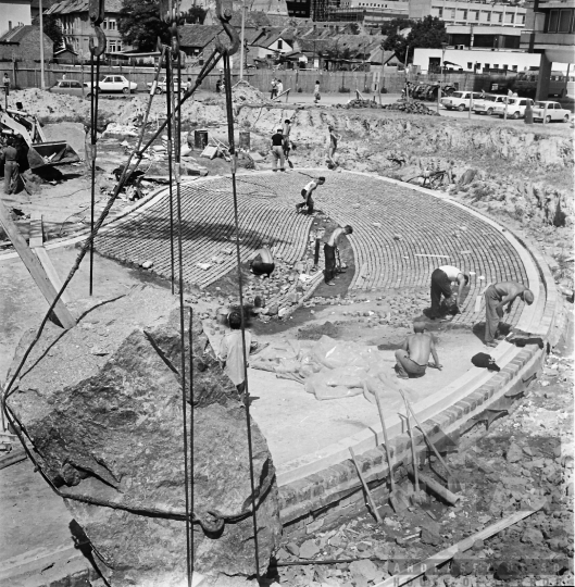 THM-BJ-10988 - Prométheusz park építése Szekszárdon az 1970-es években