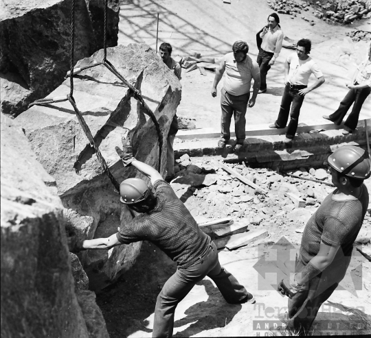 THM-BJ-10996 - Prométheusz park építése Szekszárdon az 1970-es években