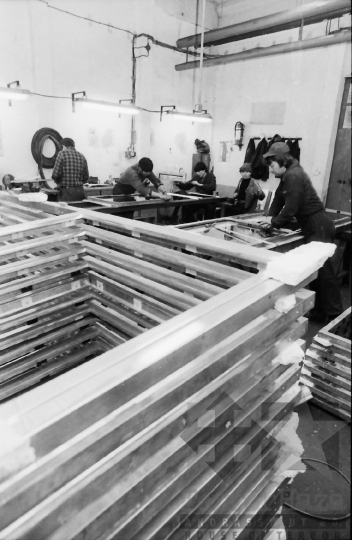 THM-BJ-11065 - Asztalos üzem Szekszárdon az 1980-as években