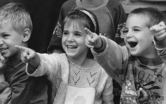 THM-BJ-11165 - Pécsi Márkus Színház bábelőadása Szekszárdon