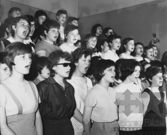 THM-BJ-11312 - Rádiófelvétel Szekszárdon a zeneiskolában az 1960-as években