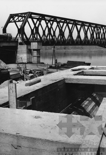 THM-BJ-11384 - Dunaföldvári Beszédes József híd az 1970-es években