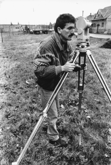 THM-BJ-11400 - Elkerülő út építése Szekszárd mellett az 1990-es években