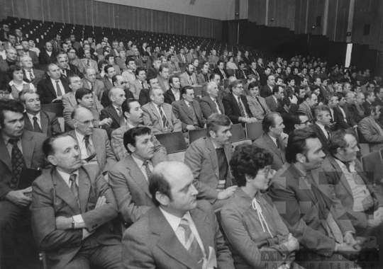 THM-BJ-11422 - Mezőgazdasági szaktanácskozás Szekszárdon az 1970-es években