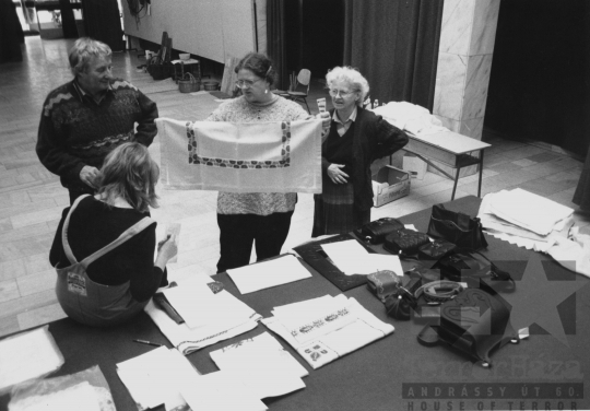 THM-BJ-11521 - Népművészeti kiállítás Szekszárdon az 1980-as években