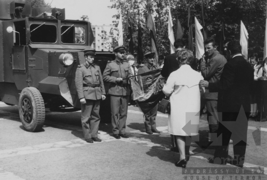 THM-BJ-11559 - Lenin-páncélautó járja az országot az 1970-es években