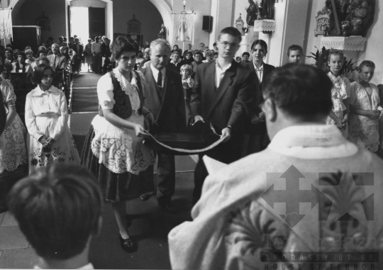 THM-BJ-11576 - Istentisztelet Attalán az 1980-as években