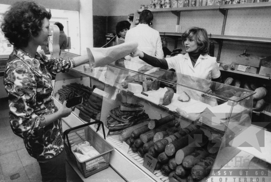 THM-BJ-11606 - Bátaszéki ÁFÉSZ-bolt az 1980-as években