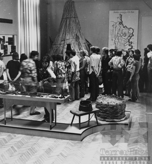 THM-BJ-11658 - Kiállítás a Szekszárdon az 1960-as években