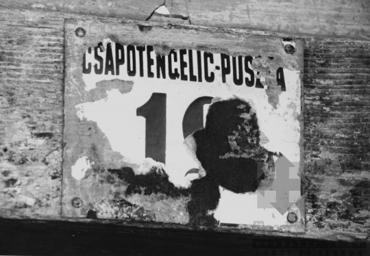 THM-BJ-11760 - Tengelici Csapó-kúria az 1980-as években