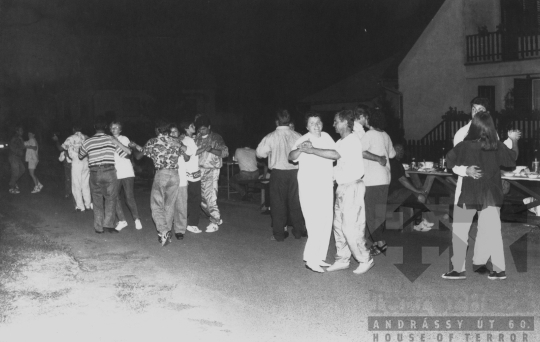 THM-BJ-11797 - Utcabál Nagymányokon az 1980-as években