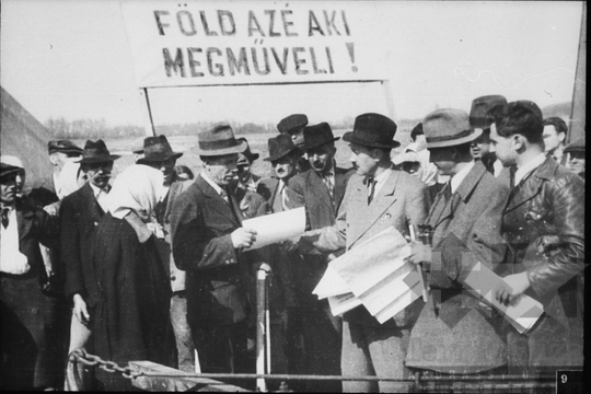 THM-DIA-2013.20.4.12 - Magyarország felszabadulása