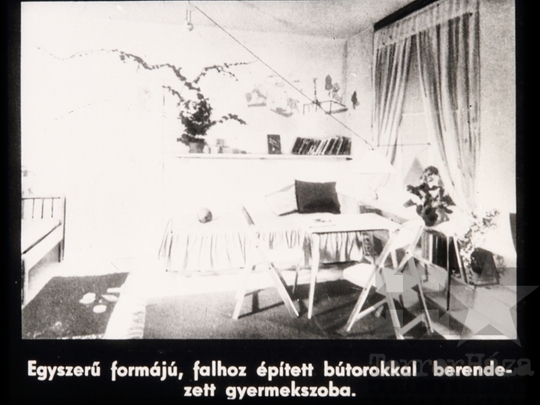 THM-DIA-2018.2.23.50 - Mai lakásművészet