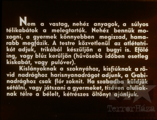 THM-DIA-2018.2.24.24 - Az óvodások és iskolások öltöztetése