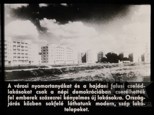 THM-DIA-2018.2.4.30 - Becsület és humanizmus. A ma hősei