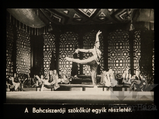 THM-DIA-2018.2.7.49 - Moszkva, a béke fővárosa