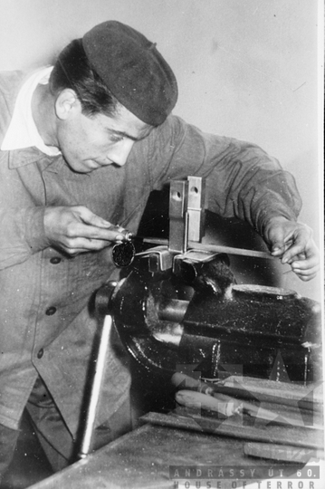 THM-DIA-2019.1.2.08 - Munka és erkölcs II.