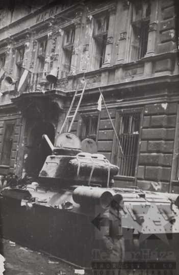 THM-TF-00078 - 1956-os forradalom és szabadságharc a Kálvin tér és a Múzeum körút környékén