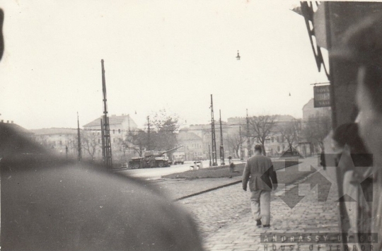 THM-UN-2017.1.120 - 1956-os forradalom és szabadságharc a Józsefvárosban